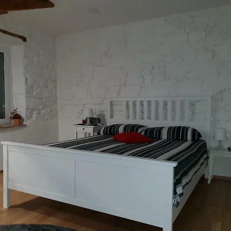Apartment Stone