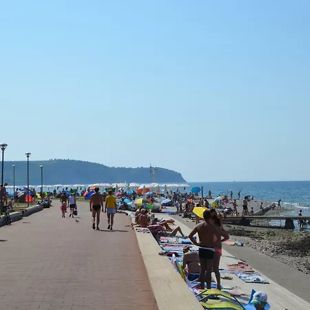 Appartamento Di 45 M² Con 1 Izola