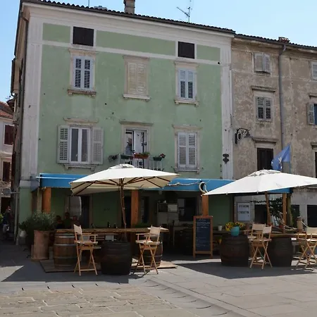 Stone Apartment Izola